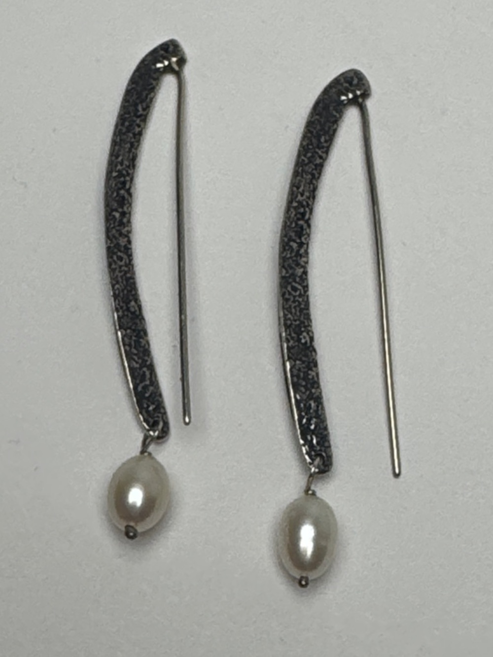 SILPADA Freshwater Pearl Drop Hammered Oxidized‎ Silver Threader Earrings 925